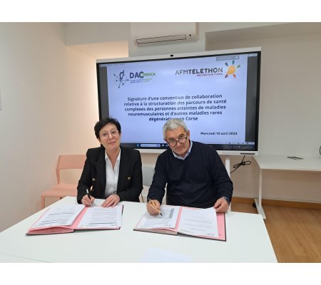 Signature d'une convention de collaboration entre l'AFM-Téléthon et le DAC Corsica